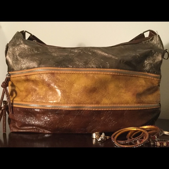 Tri-Color Zipper Bag - Picture 1 of 5